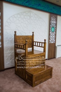 منبر تمام چوب